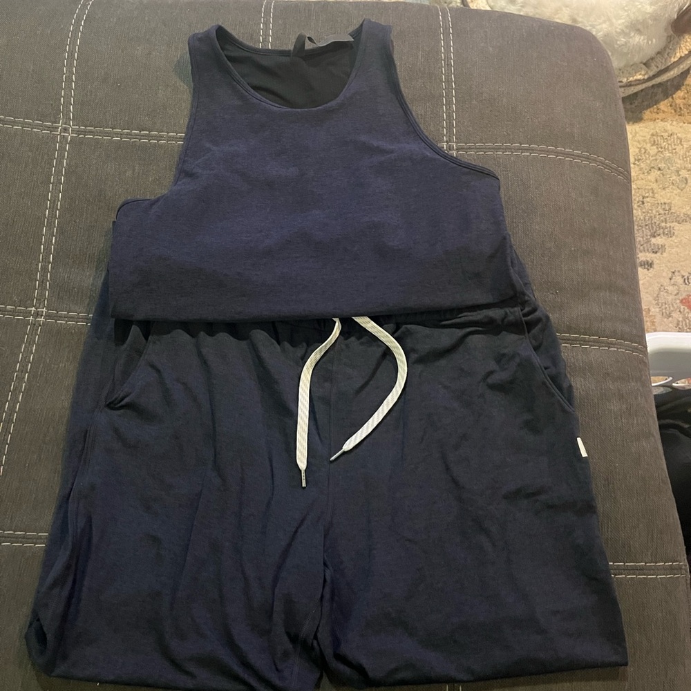 Vuori Dream knit midnight heather performance jogger and Plyo tank set - Lg/Xl - Picture 2 of 10